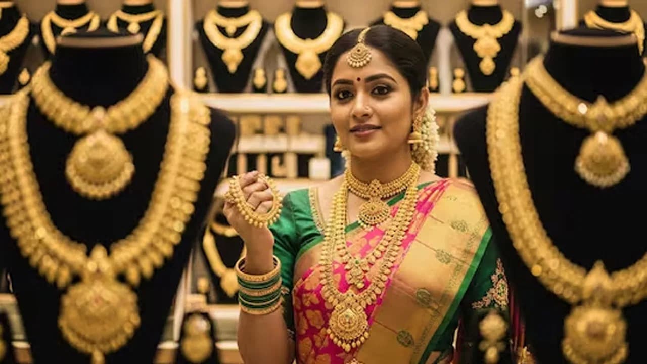 మరోసారి భారీగా పెరిగిన బంగారం ధరలు..