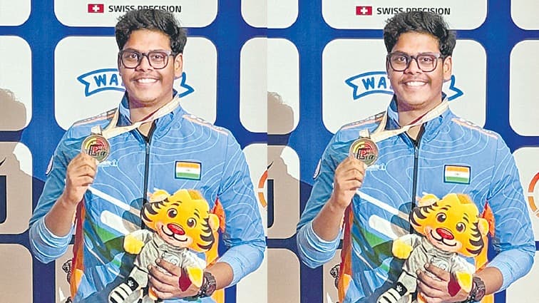 ప్రపంచ వేదికపై సత్తాచాటిన షూటర్ నేలవల్లి ముకేశ్
