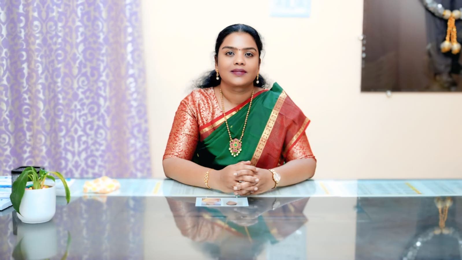 మీడియాపై దాడులను ఖండించిన తంగిరాల సౌమ్య