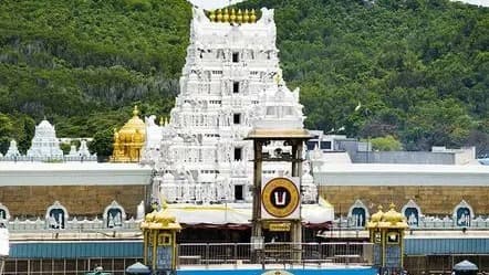 తిరుమలలో భక్తుల రద్దీ.. కంపార్ట్‌మెంట్లలో వేచి ఉన్న భక్తులు, దర్శనానికి గంటల సమయం