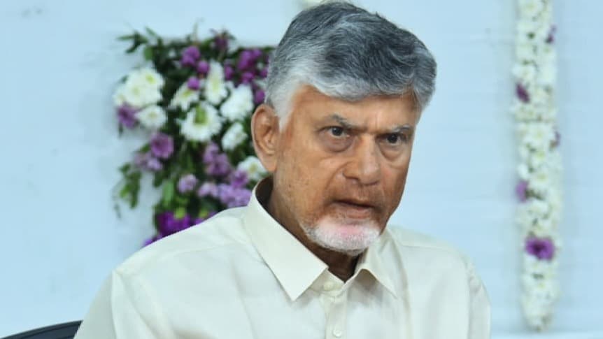 కార్యదర్శుల పనితీరుపై సీఎం చంద్రబాబు అసంతృప్తి..