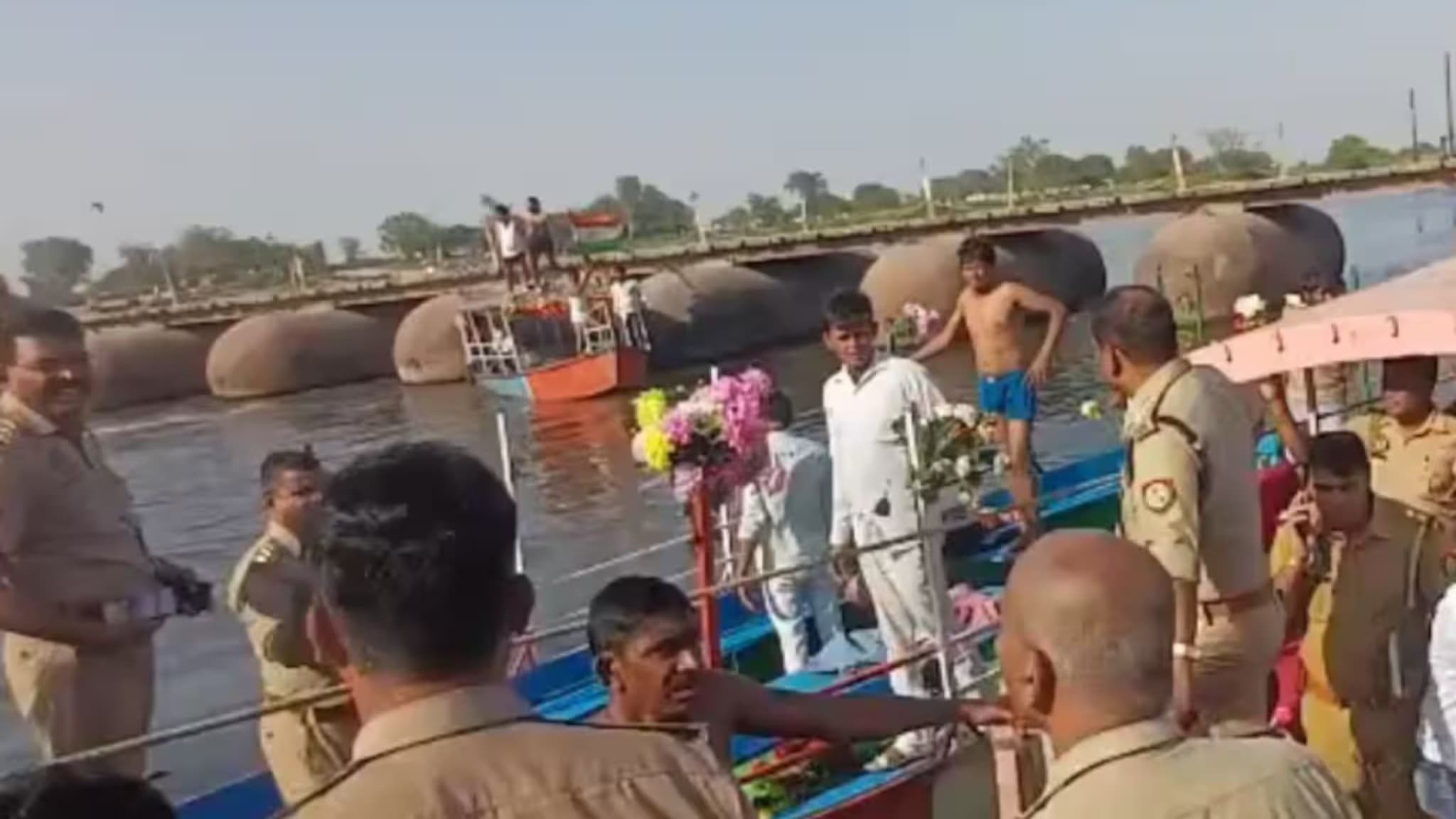 మథురలో పడవ ప్రమాదం..