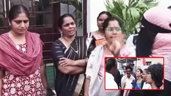 ఆక్స్ఫర్డ్ కాలేజీ మోసం.. ఫేక్ హాల్ టికెట్ల కేసు నమోదు