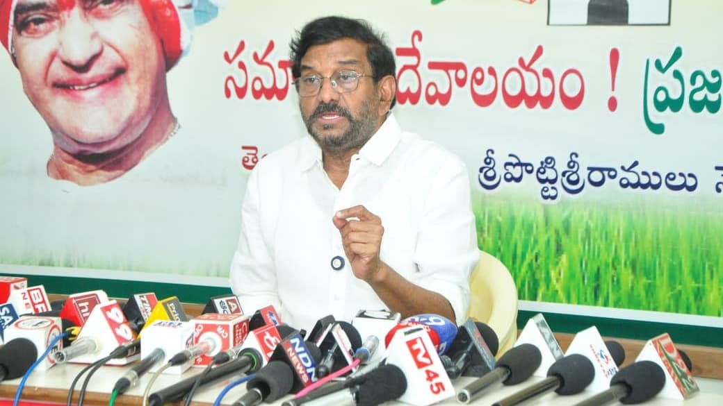 వైసీపీ నేతలపై సోమిరెడ్డి తీవ్ర విమర్శలు..