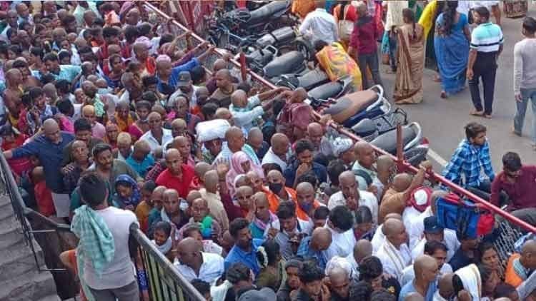 తిరుమలలో భక్తుల రద్దీ..