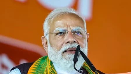 నారీ శక్తి వందన్ సమ్మేళన్‌లో మోదీ ప్రసంగం.. మహిళా శక్తిపై కీలక వ్యాఖ్యలు