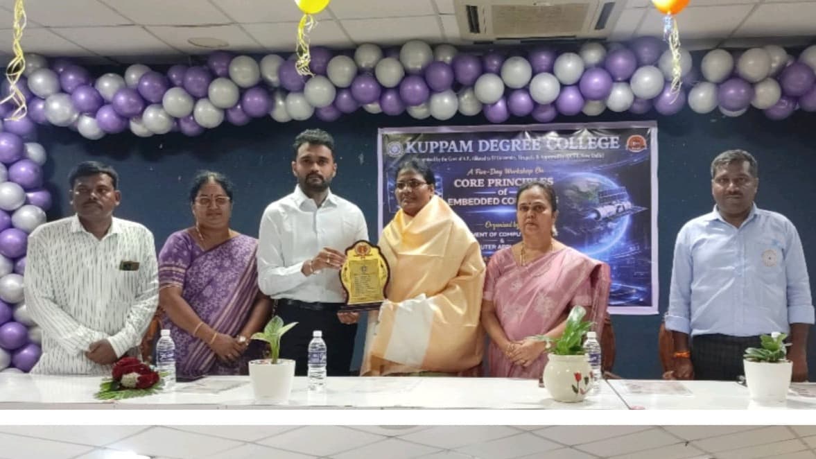 కుప్పం డిగ్రీ కళాశాలలో ఎంబెడెడ్ కంప్యూటింగ్ వర్క్‌షాప్ ఘన ప్రారంభం