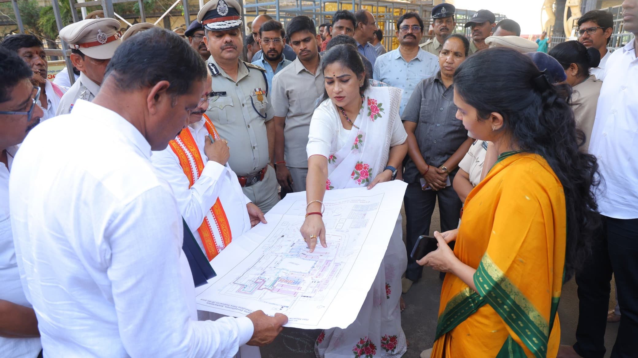 సింహగిరి చందనోత్సవం.. కట్టుదిట్టమైన ఏర్పాట్లు