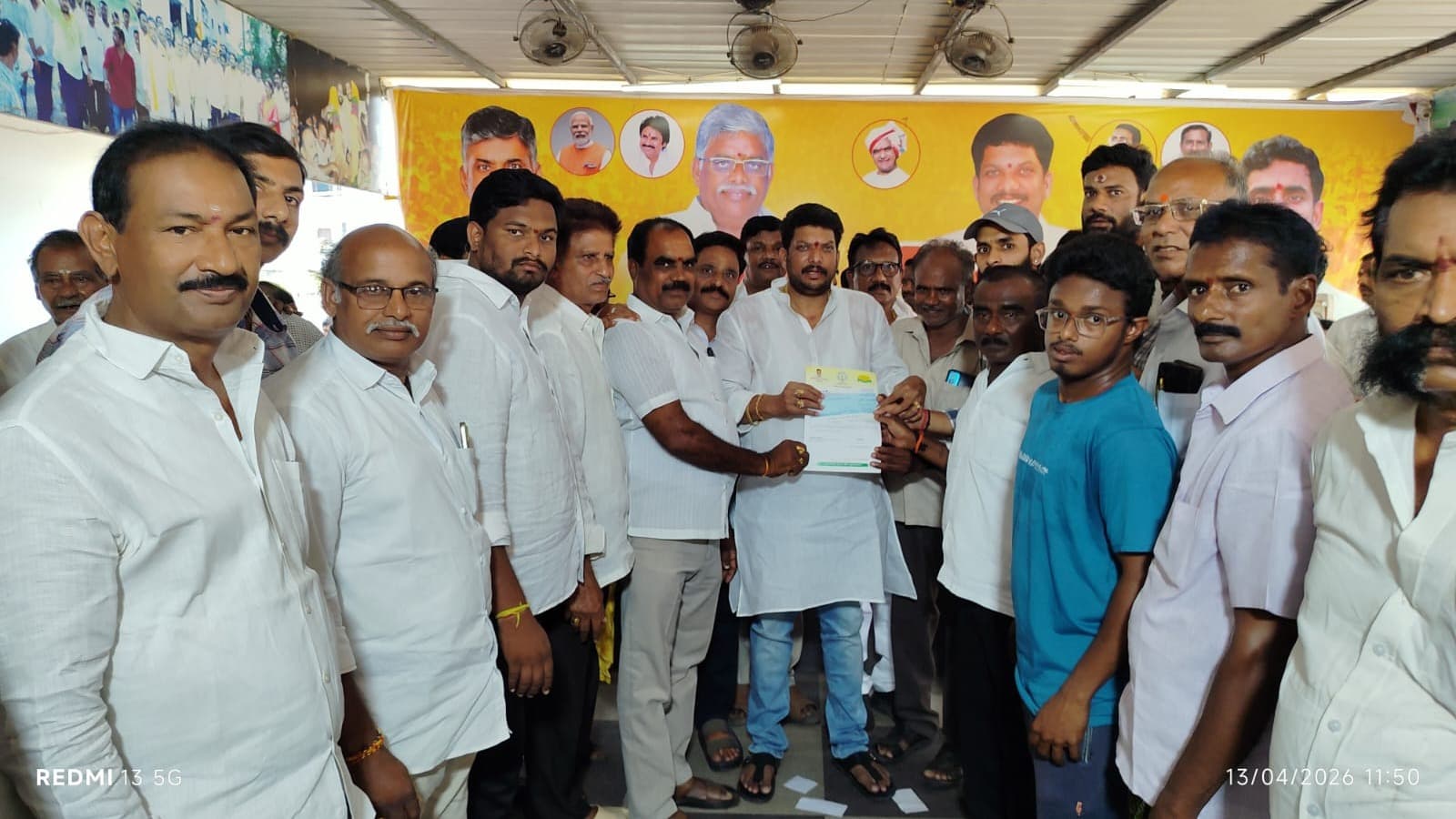 జగ్గంపేటలో 104 కుటుంబాలకు 60 లక్షల రూపాయల సీఎం ఆర్‌ఎఫ్ చెక్కుల పంపిణీ