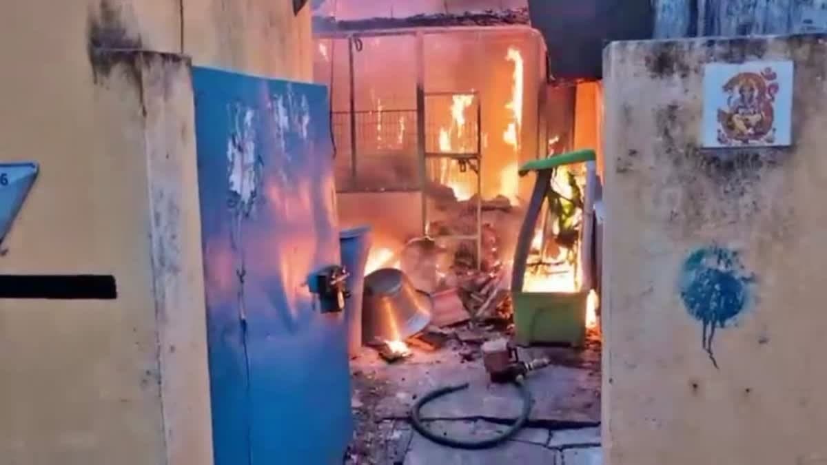 ఒంగోలు గద్దలగుంటలో దారుణ ఘటన - తల్లిని నిప్పంటించి హతమార్చిన కుమారుడు