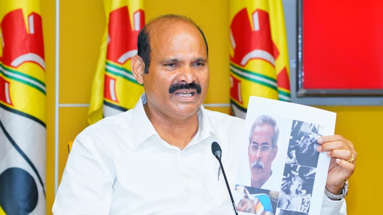 ఉగ్రవాదానికంటే ప్రమాదకరంగా వైఎస్సార్సీపీ ఉన్మాదం : రాష్ట్ర భవిష్యత్‌పై మంత్రి కొలుసు పార్థసారథి తీవ్ర విమర్శలు