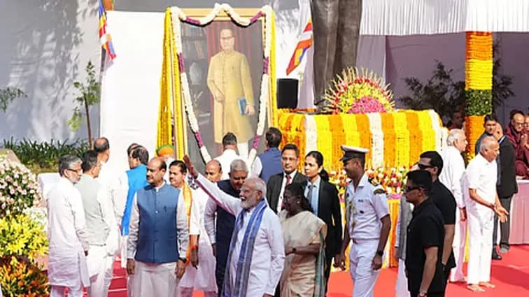అంబేద్కర్ 135వ జయంతి సందర్భంగా ఢిల్లీలో అగ్రనేతల నివాళులు