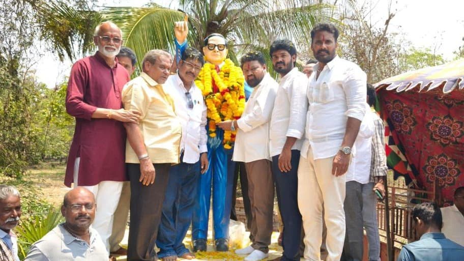 అంబేద్కర్ మహోన్నత వ్యక్తి: ఎమ్మెల్యే నిమ్మక జయకృష్ణ