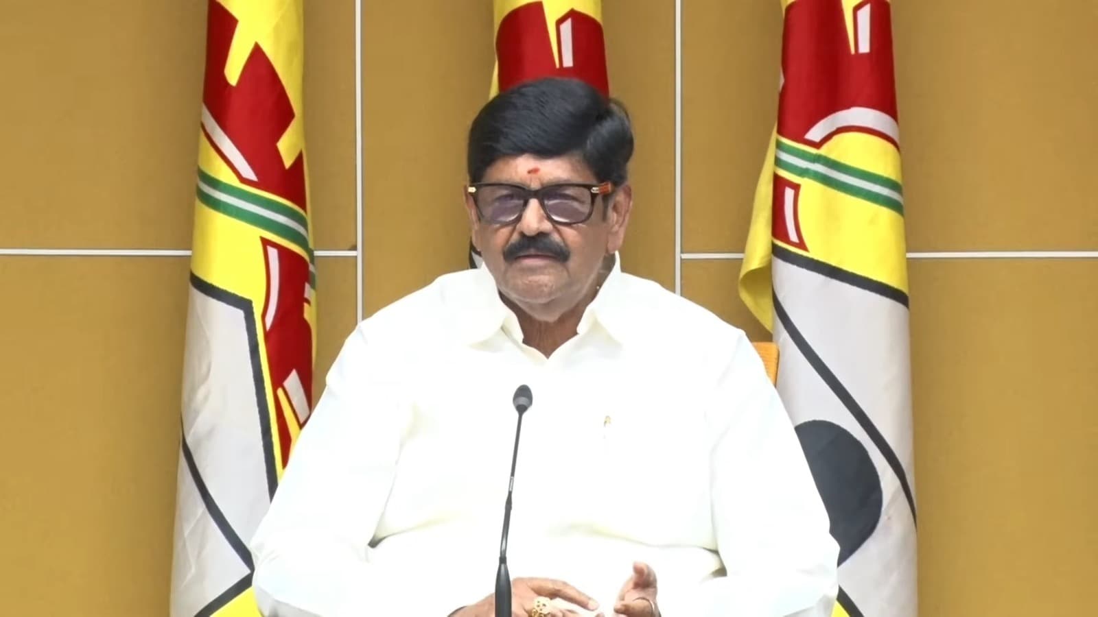 ఆనం రామనారాయణ రెడ్డి వైఎస్ జగన్‌పై తీవ్ర విమర్శలు జువ్వలదిన్నె హార్బర్ అంశంపై ఆగ్రహం