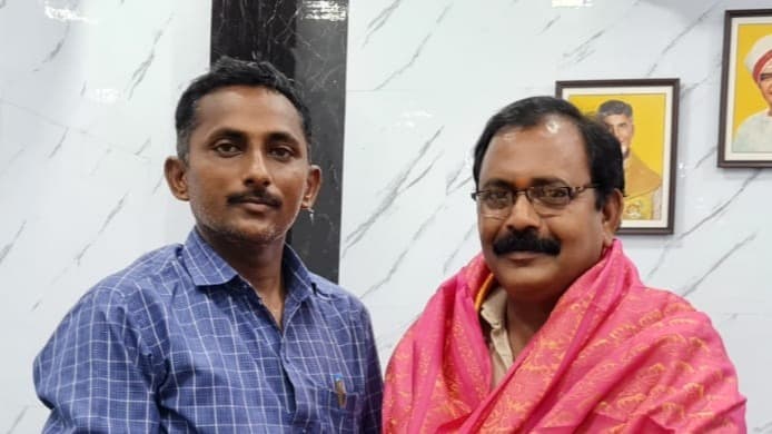 బిల్లు చెంచు రామన్నకు అభినందనలు