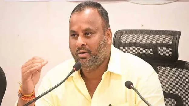 మంత్రాలయం ఘోర రోడ్డు ప్రమాదంపై మంత్రి రాంప్రసాద్ రెడ్డి దిగ్భ్రాంతి
