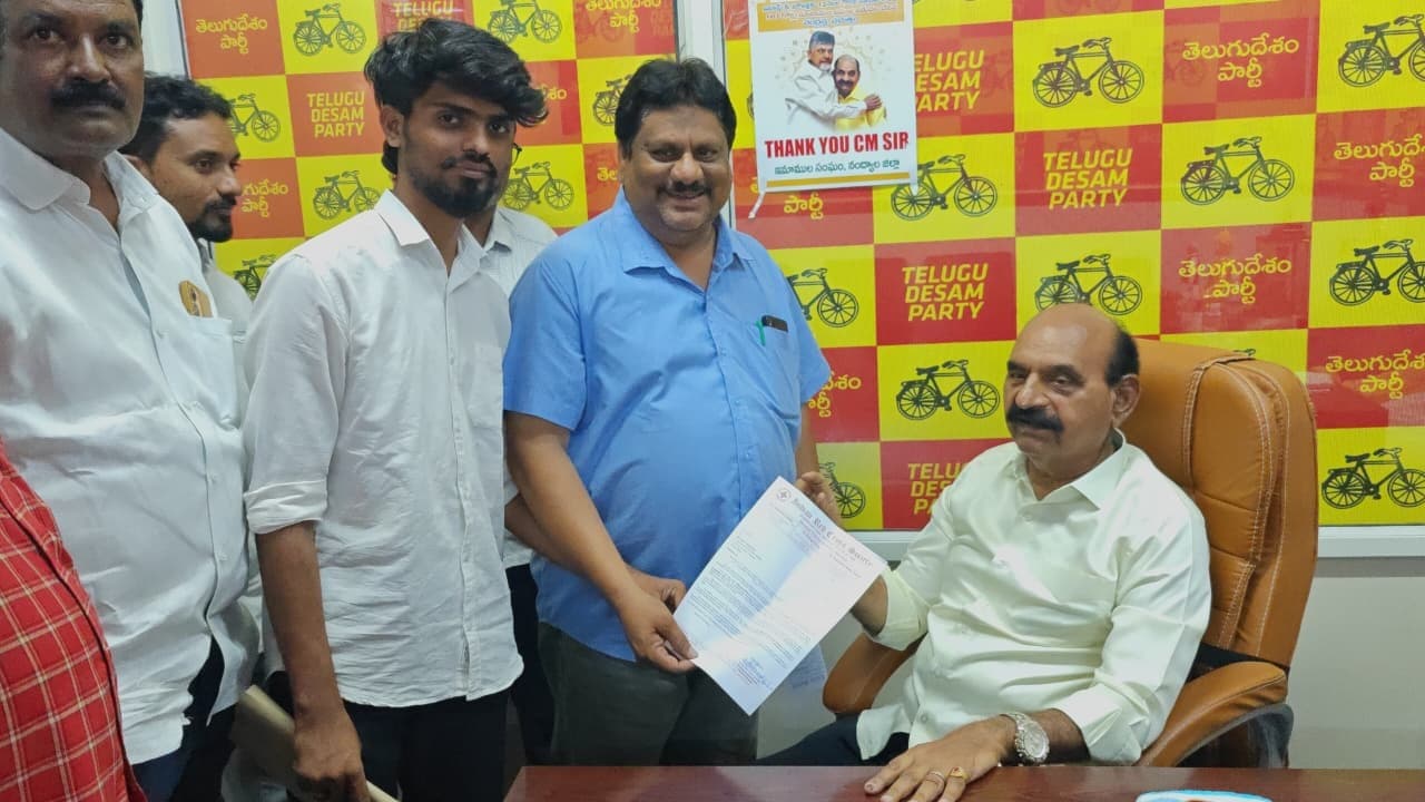 సీఎం జన్మదినానికి రక్తదాన శిబిరం