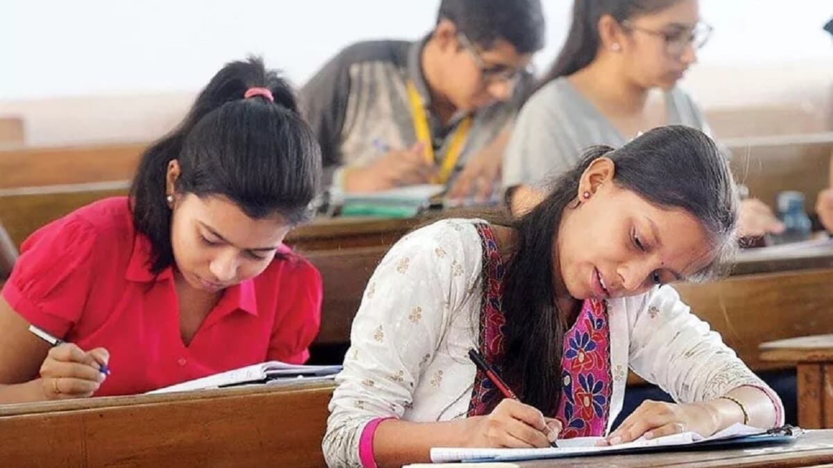 ఇంటర్ సప్లిమెంటరీ పరీక్షల టైమ్‌టేబుల్ విడుదల