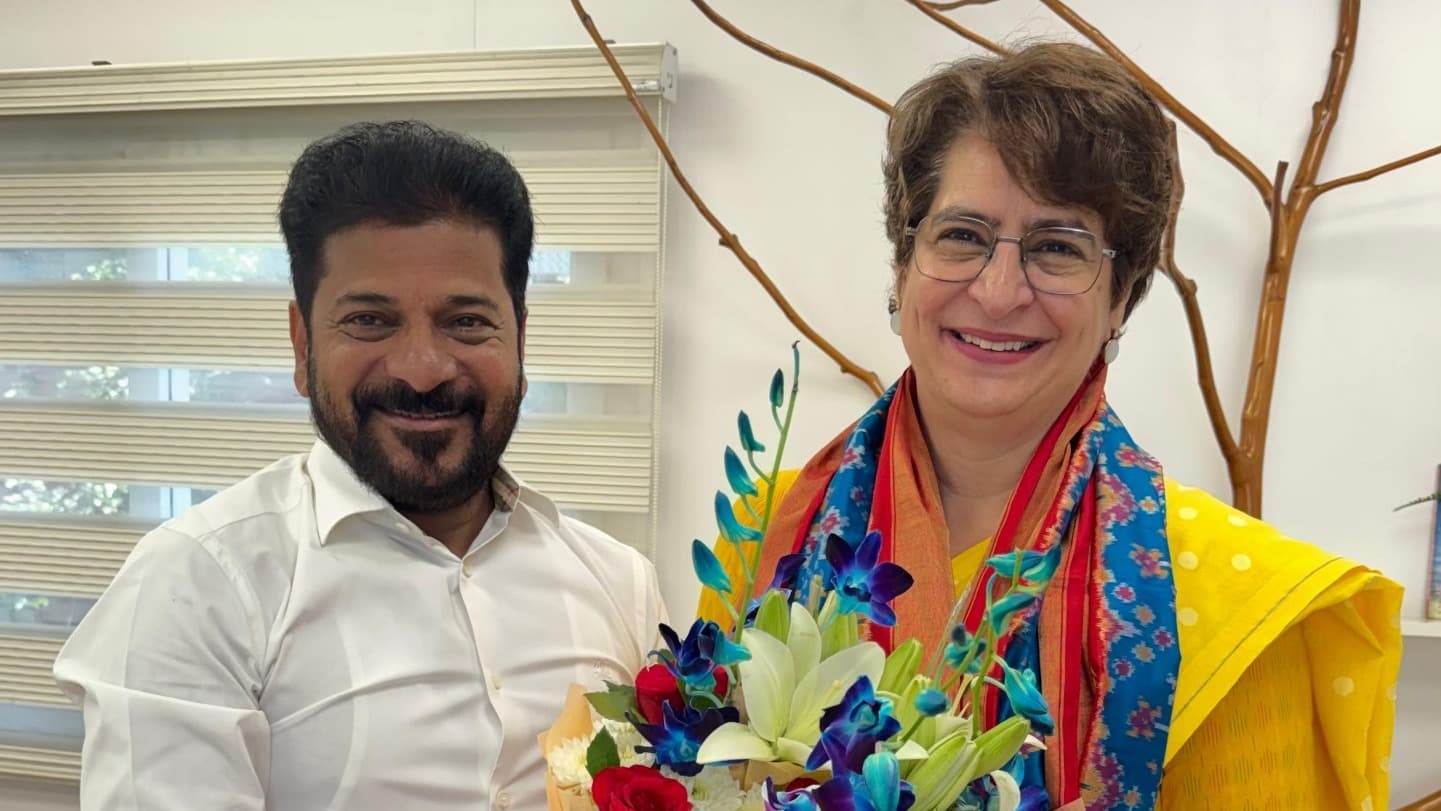 ప్రియాంక గాంధీని కలిసిన సీఎం రేవంత్ రెడ్డి… డీలిమిటేషన్ బిల్లుపై ఐక్యంగా పోరాటం