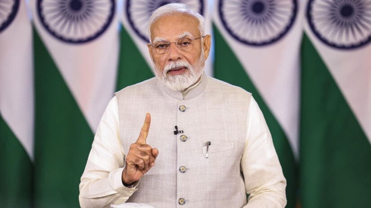 రాత్రి 8:30 గంటలకు దేశ ప్రజలను ఉద్దేశించి ప్రధాని మోదీ ప్రసంగం..