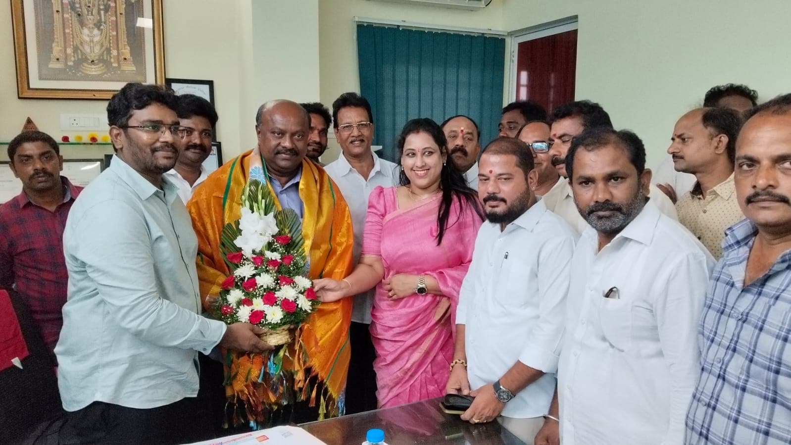 పెందుర్తిలో దివిష డెర్మటాలజీ క్లినిక్ ప్రారంభం చేసిన ఎమ్మెల్యే పంచకర్ల రమేష్ బాబు
