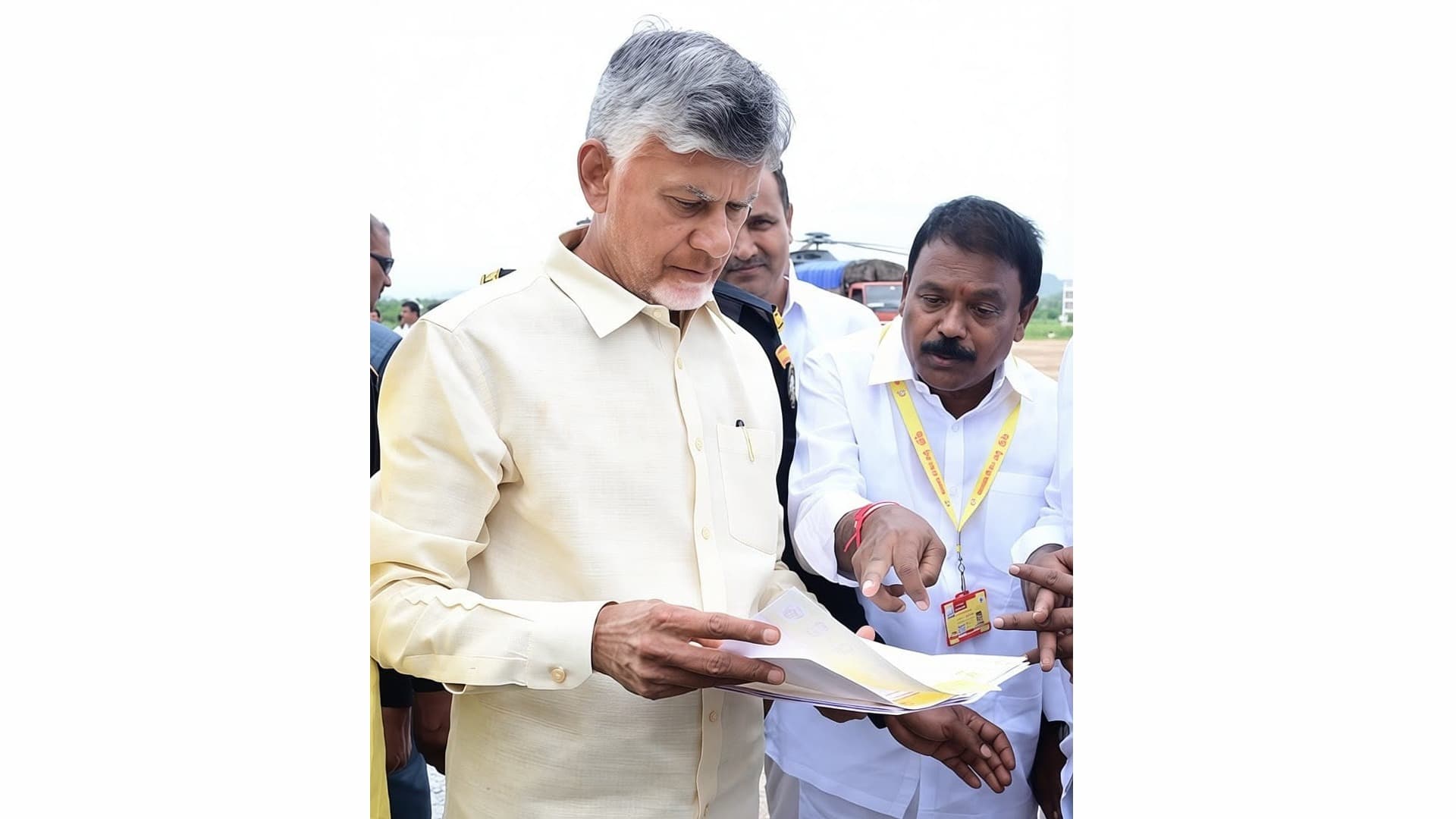దేశ రాజకీయాల్లో చంద్రబాబుకు క్లీన్ ఇమేజ్ – కొమరా వెంకట నరసయ్య