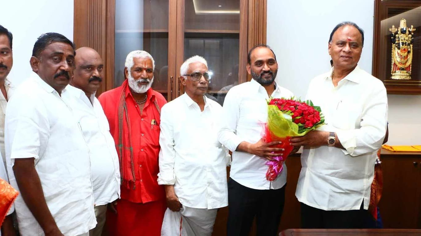 వేమిరెడ్డి పీఆర్‌కు శుభాకాంక్షలు తెలిపిన సురేష్