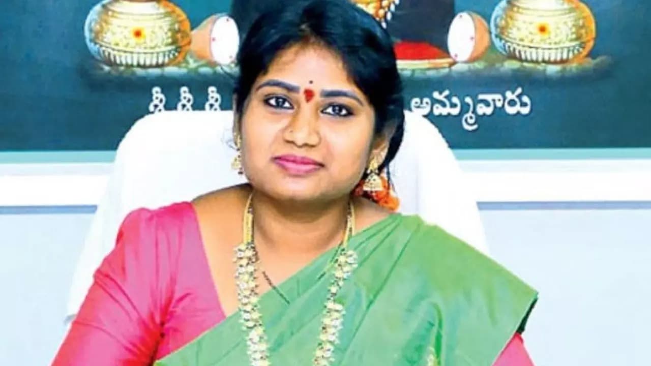 దేవాదాయ శాఖ కేసులో కీలక మలుపు – ఏసీబీ కస్టడీకి ఏసీ అనుమతి