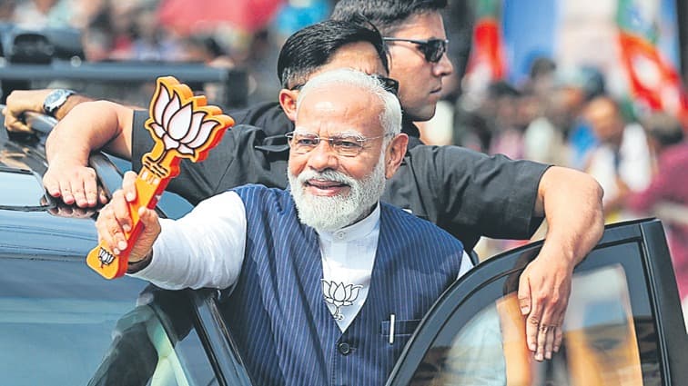 కోల్‌కతా డుమ్‌డుమ్‌లో ప్రధాని మోదీ ఎన్నికల ప్రచారం..