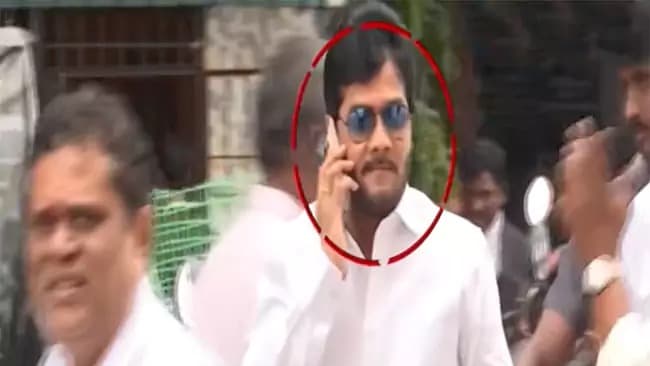 రాజమహేంద్రవరం‌లో వైసీపీ ఎమ్మెల్సీ అనంతబాబు అరెస్టు..