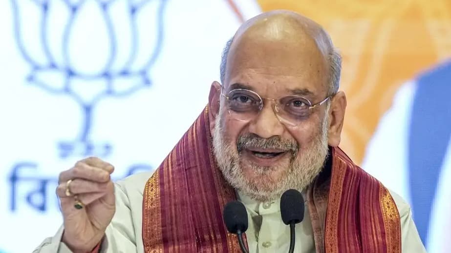 “ఇక్కడే ఏం మిగలదు, ఢిల్లీ ఎలా వస్తారు?” అంటూ అమిత్ షా సెటైర్