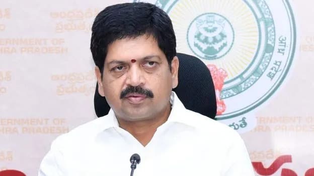అభివృద్ధిని అడ్డుకుంటారా..? మంత్రి రవీంద్ర ఫైర్