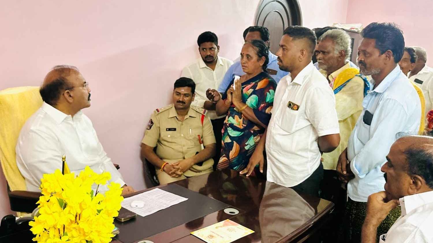 చంద్రబాబు ఆలోచనలే పెట్టుబడుల మంత్రాలు… ఏపీ అభివృద్ధిపై ప్రత్తిపాటి ప్రశంసలు