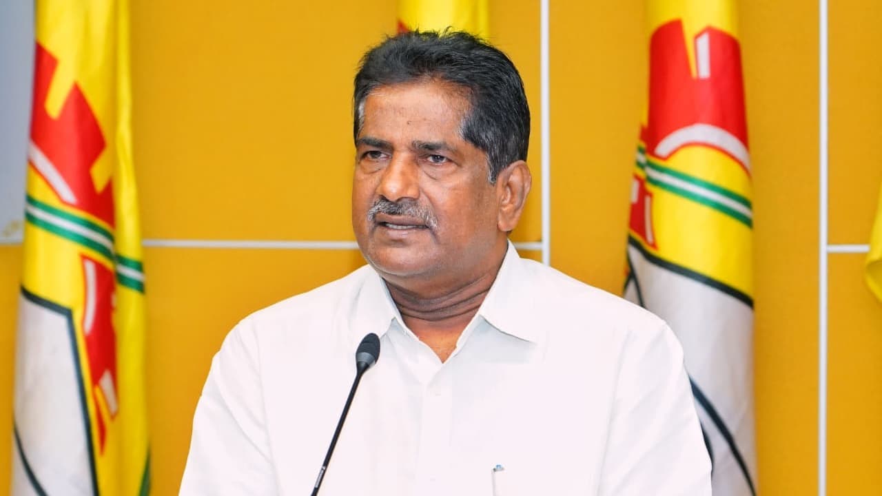 కౌన్సిల్ చైర్మన్ నిర్ణయాలపై టీడీపీ నేత అశోక్ బాబు తీవ్ర విమర్శలు