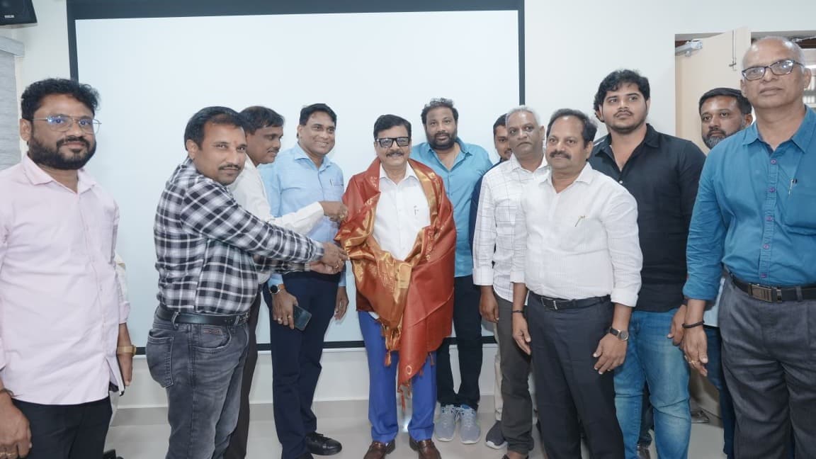 గోదావరి పుష్కరాల కోసం టెంట్ సిటీలు, హోమ్ స్టేలు సిద్ధం చేయాలి: మంత్రి కందుల దుర్గేష్