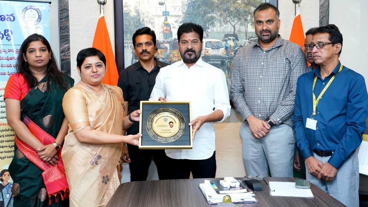 జనగణన సెల్ఫ్ ఎన్యుమరేషన్‌లో పాల్గొన్న సీఎం రేవంత్‌రెడ్డి