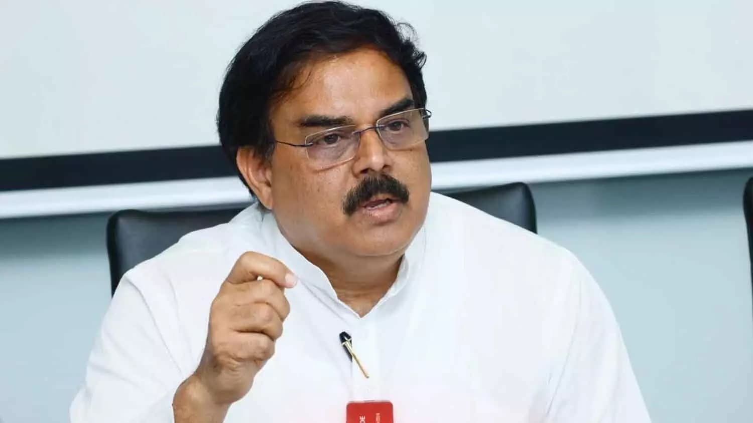 పెట్రోల్ డీజిల్ సరఫరాపై మంత్రి నాదెండ్ల మనోహర్ కీలక సమీక్ష