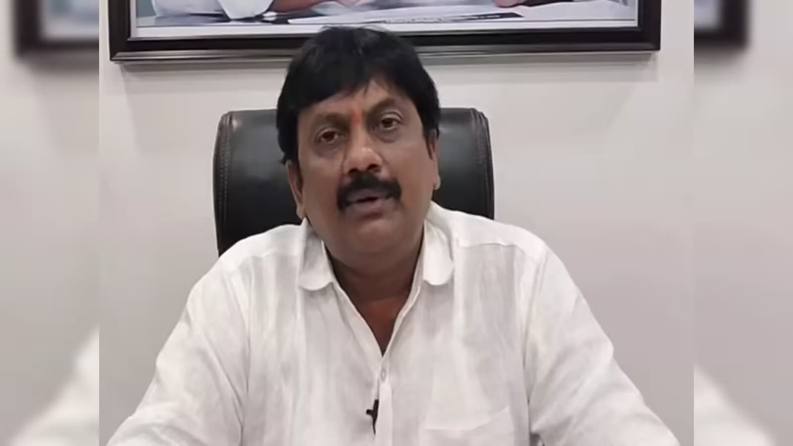 మాజీ ఎమ్మెల్యే ఉమాశంకర్ గణేష్‌పై కేసు