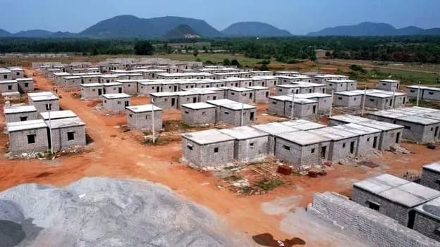 జగనన్న కాలనీల్లో భారీ అక్రమాలు బహిర్గతం