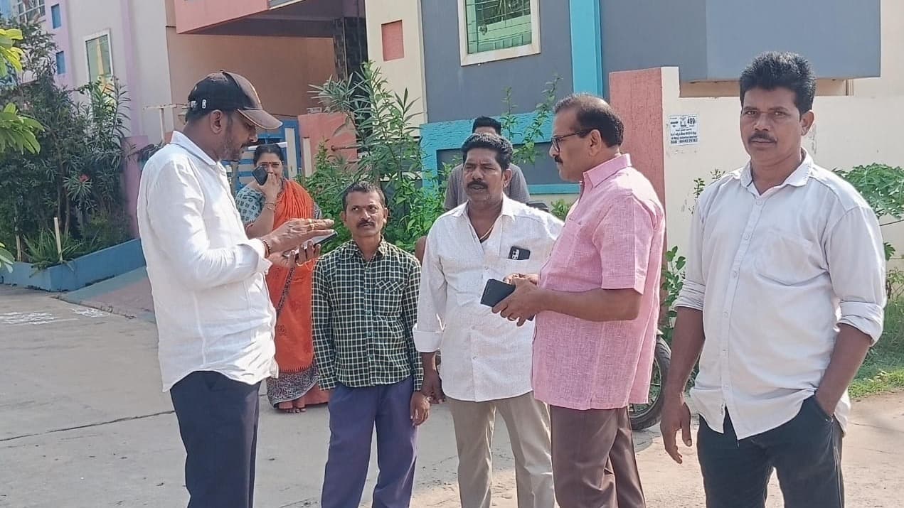 3వ డివిజన్ అభివృద్ధికి నారాయణరెడ్డి పర్యటన.. సమస్యలకు చెక్