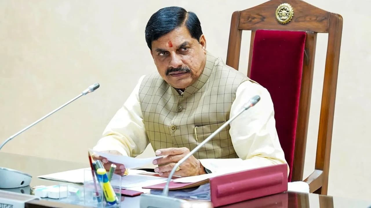 కిసాన్ హెల్ప్‌లైన్‌కు సీఎం కాల్…