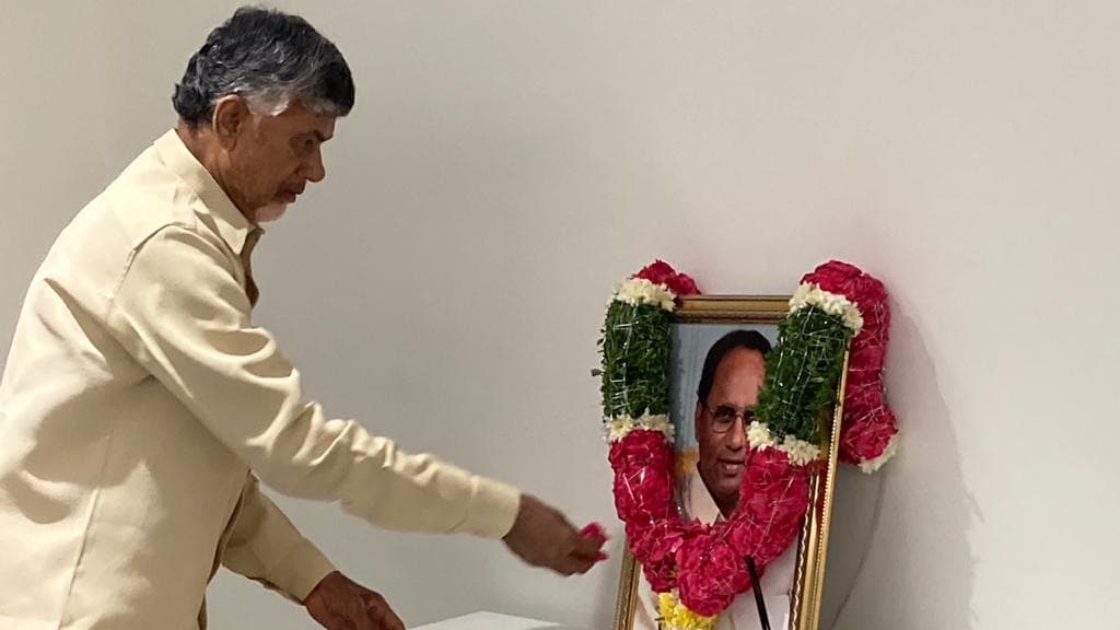 కోడెల శివప్రసాదరావు జయంతి సందర్భంగా సీఎం చంద్రబాబు నివాళి..