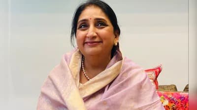 బారామతిలో సునేత్రా పవార్ భారీ ఆధిక్యం..