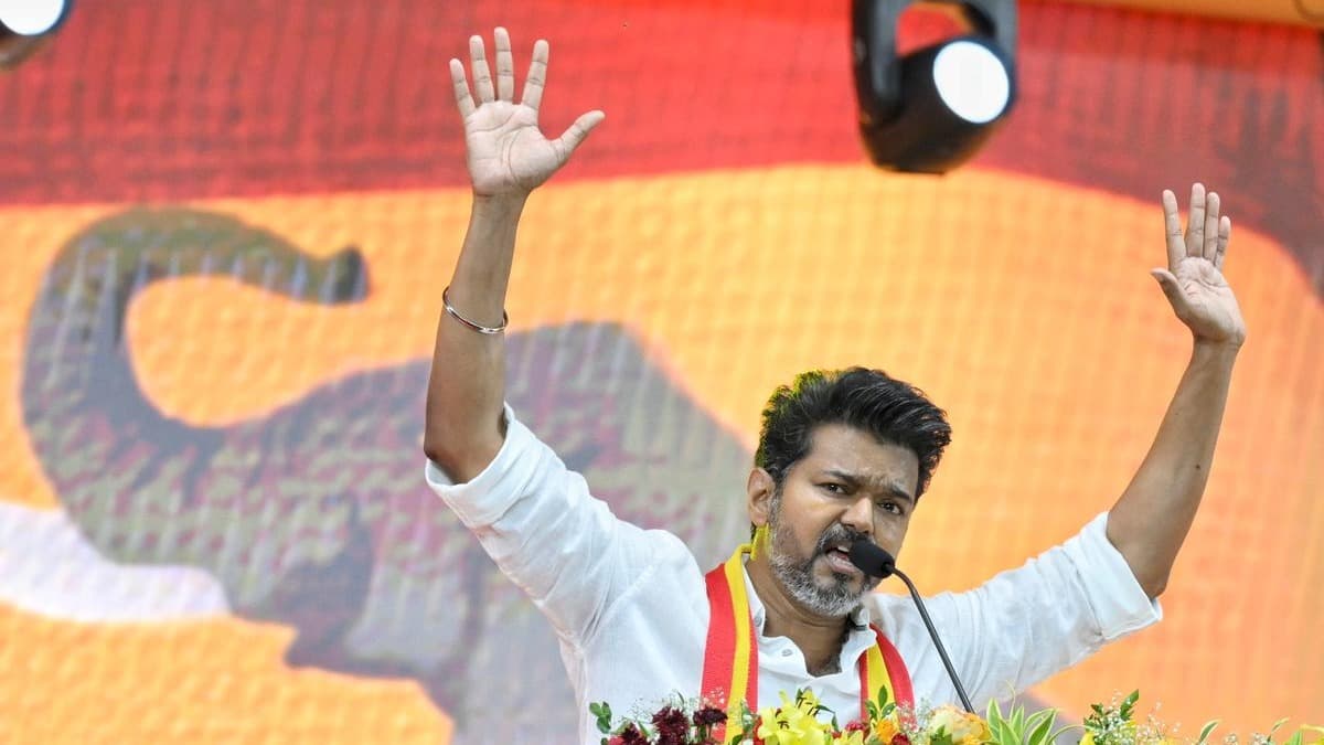 కమల్ చేసిన తప్పు విజయ్ చేయలేదు.. టీవీకే విజయానికి ఇదే కారణమా?