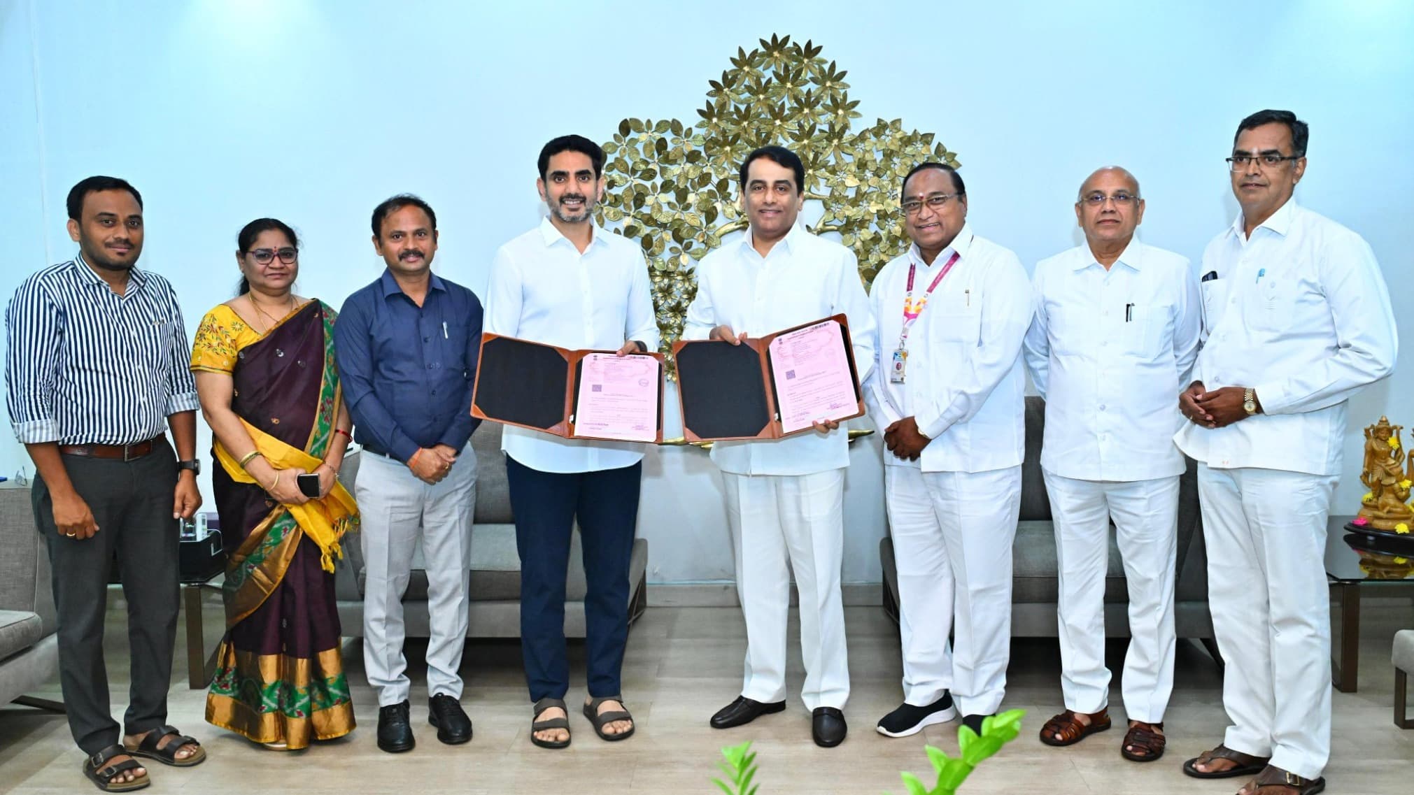 విద్యార్థులకు రాగిజావ పంపిణీ.. విద్యాశాఖ–సత్యసాయి ట్రస్ట్ కీలక ఒప్పందం