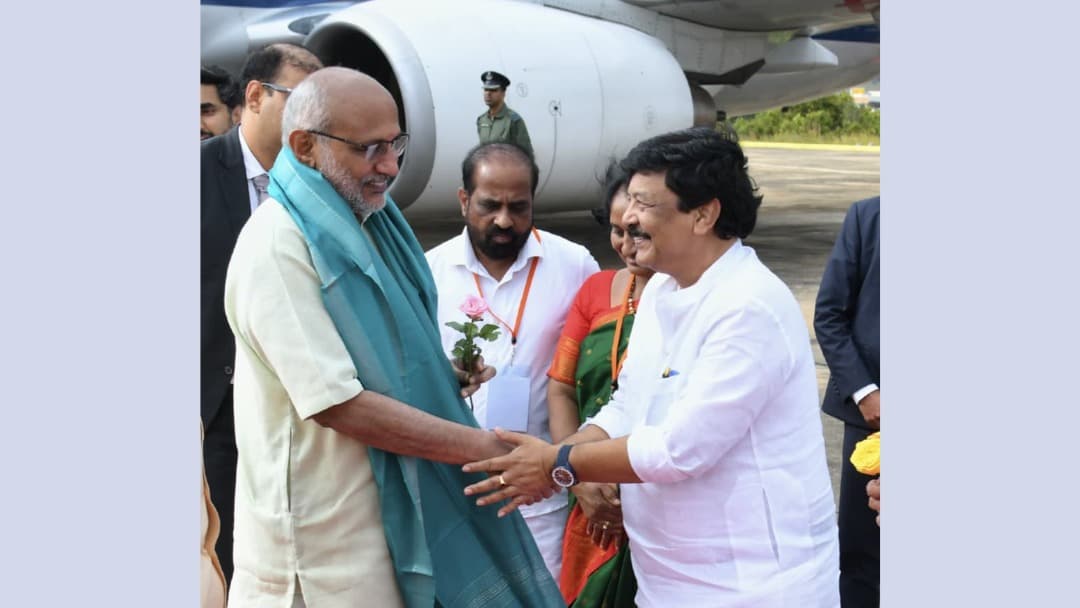 భారత ఉప రాష్ట్రపతి సి.పి. రాధాకృష్ణన్‌కు జన్మదిన శుభాకాంక్షలు తెలిపిన మంత్రి కందుల దుర్గేష్