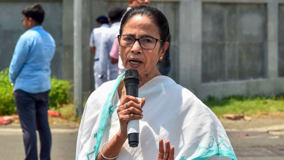 సోనియా, రాహుల్ నాతో మాట్లాడారు: మమతా బెనర్జీ