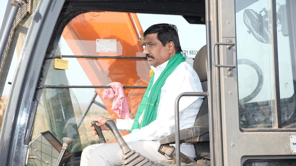 జలహారతి కార్యక్రమంలో మంత్రి బీసీ రెడ్డి