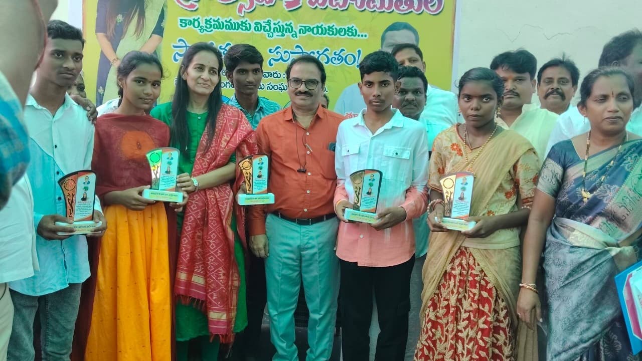 బేడ బుడగ విద్యార్థుల అభివృద్ధికి శబరి భరోసా
