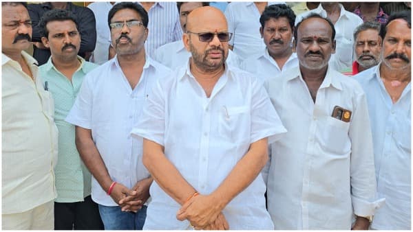 పిఠాపురం టీడీపీ ఇన్‌ఛార్జ్‌గా ఉన్న వర్మను తప్పించిన పార్టీ అధిష్టానం